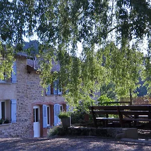 La Ferme Aux Abeilles Ambierle